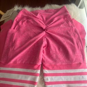 Bombshell Sportswear Hollywood pink scrunch thigh-highs. BNWT! Size S.